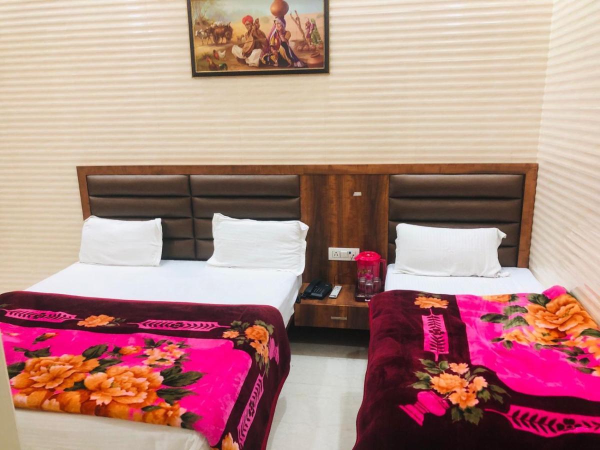 Jasneet Homestay Amritsar Quarto foto