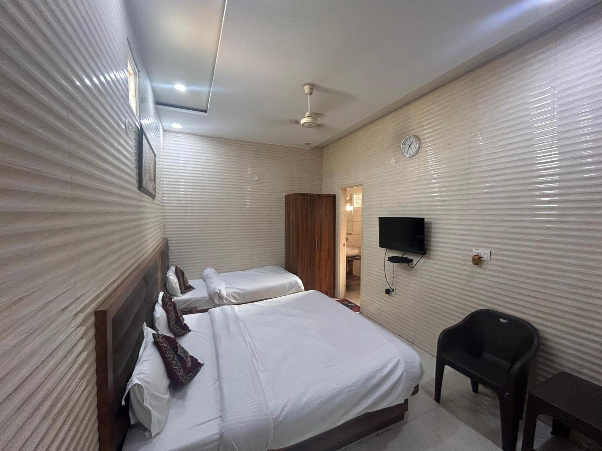 Jasneet Homestay Amritsar Exterior foto