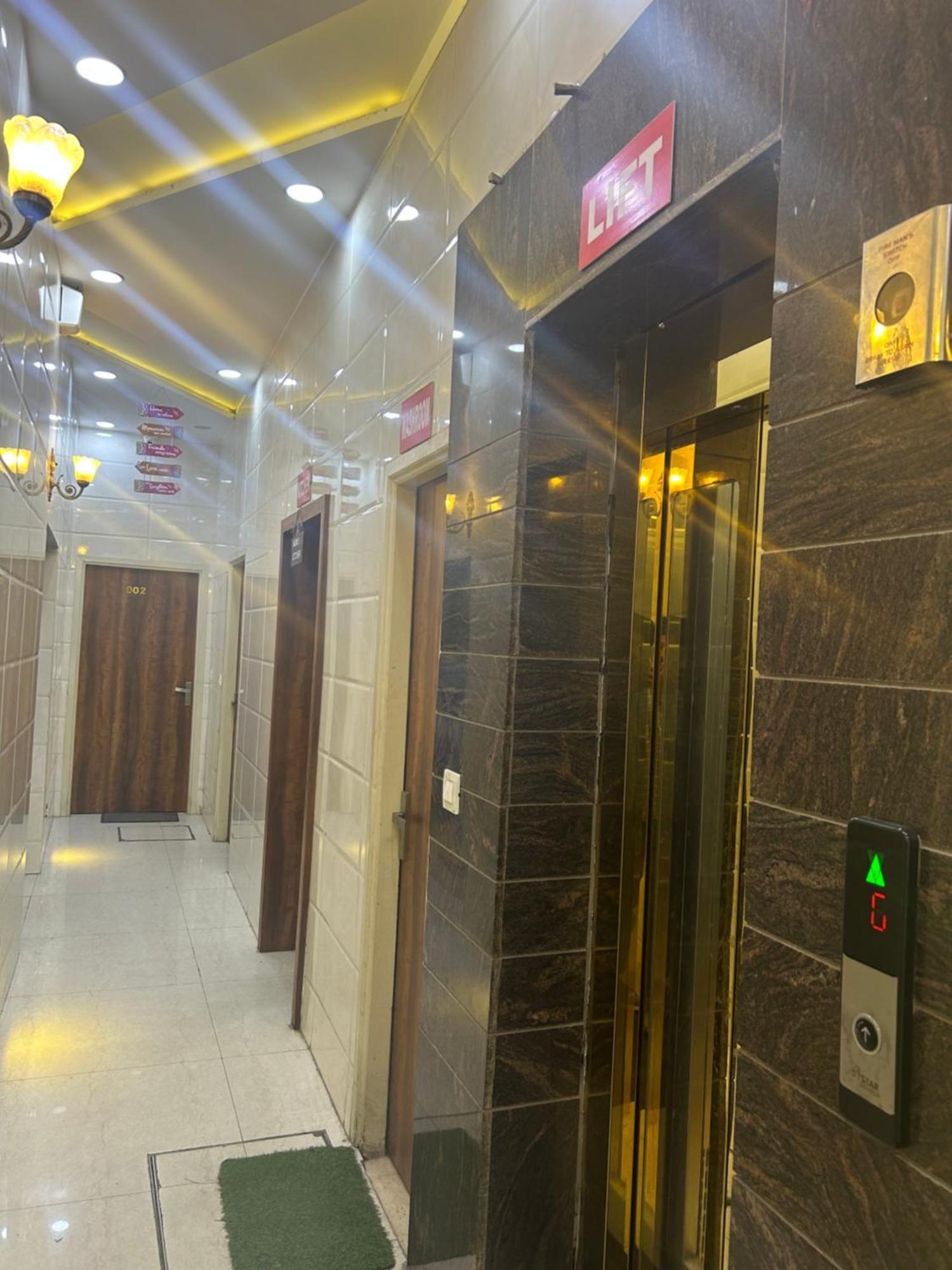 Jasneet Homestay Amritsar Exterior foto